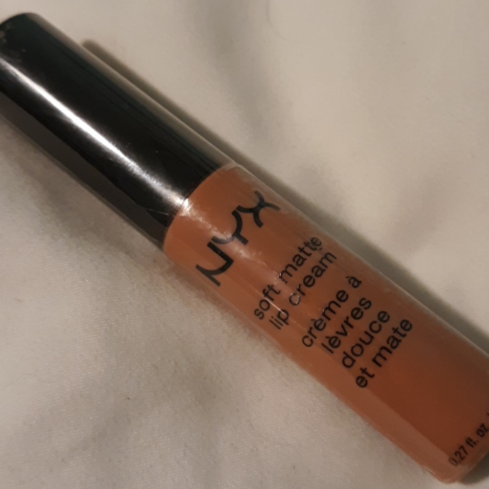 NYX soft matte lip cream